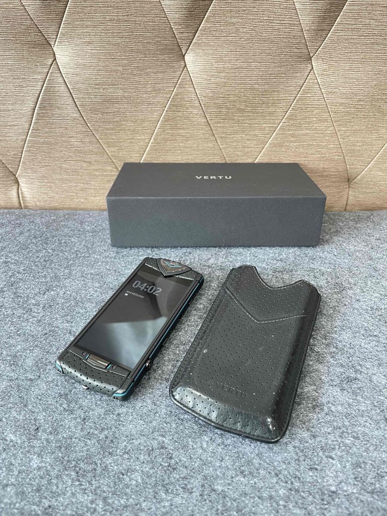 Vertu Constellation Touch Black Neon Blue 3,5G