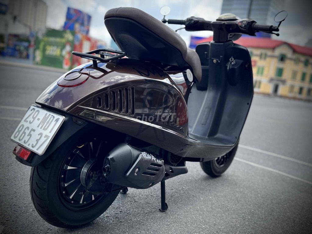 Vespa 946 Electric