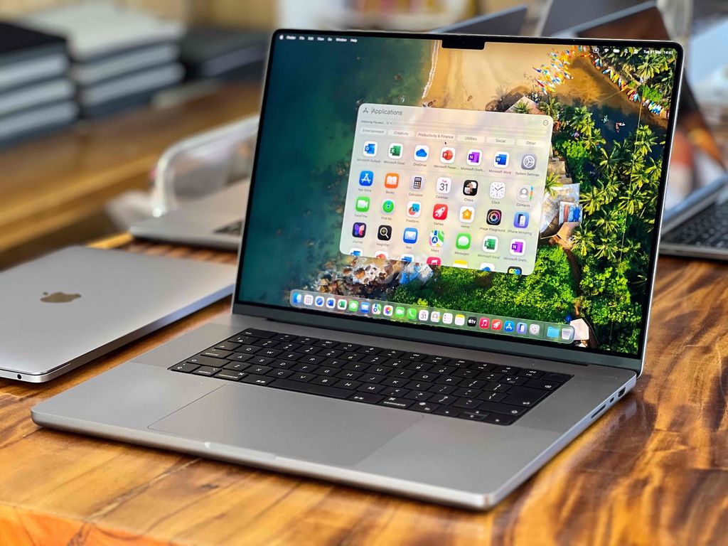 🌹Sale Rẻ ! MacBook Pro 16 inch M1Pro Ram 32G/ 512G. Mua bán Laptop tại Quận Hải Châu Đà Nẵng được đăng bởi Việt Lê hình 1