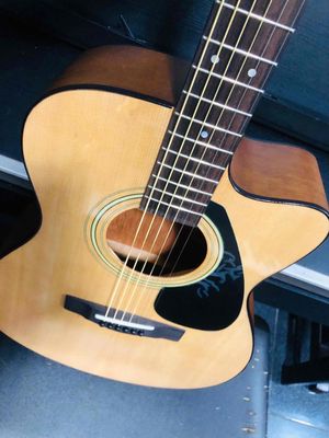 Đàn guitar yamaha FS100C