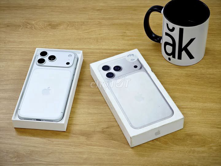 Apple iPhone 17 Pro Max 256GB Bạc ZP/A Like new. Mua bán Điện thoại tại Quận 6 Tp Hồ Chí Minh được đăng bởi Hội Đồ Điện Tử hình 1