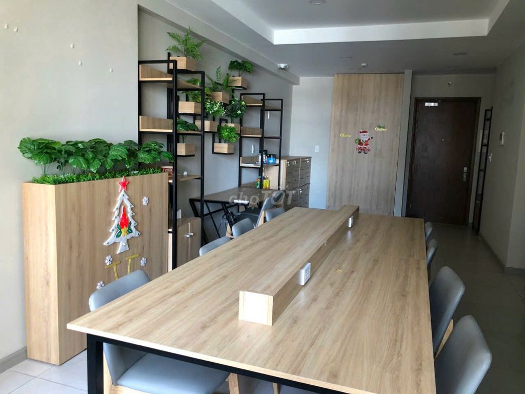 CHO THUÊ VĂN PHÒNG Q4 - ĐẦY ĐỦ NỘI THẤT