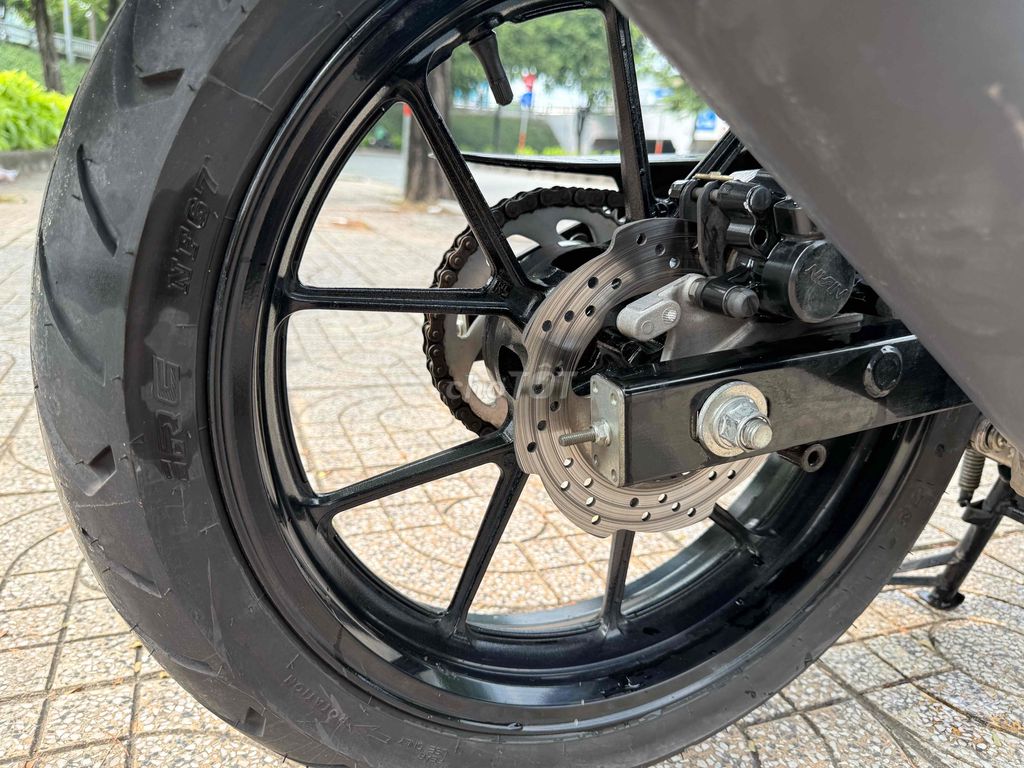 Bán suzuki GSX bandit 150 bs 71. Mua bán Xe máy tại Thành phố Thủ Đức Tp Hồ Chí Minh được đăng bởi SHOP XE LƯỚT TUẤN DUY MOTOR LINH XUÂN THỦ ĐỨC hình 5