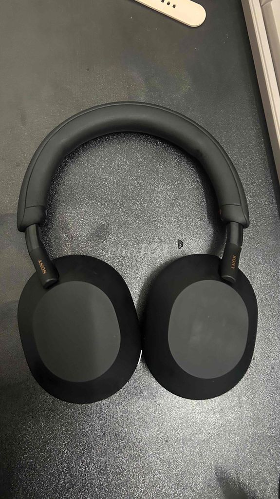 Tai nghe Sony WH-1000XM5 Đen. Mua bán Tivi, Âm thanh tại Quận 7 Tp Hồ Chí Minh được đăng bởi Phong Bach hình 1