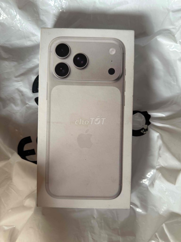 Apple iPhone 17 Pro Max 256GB Bạc Mới. Mua bán Điện thoại tại Huyện Đông Anh Hà Nội được đăng bởi cuộc sống muôn màu hình 1