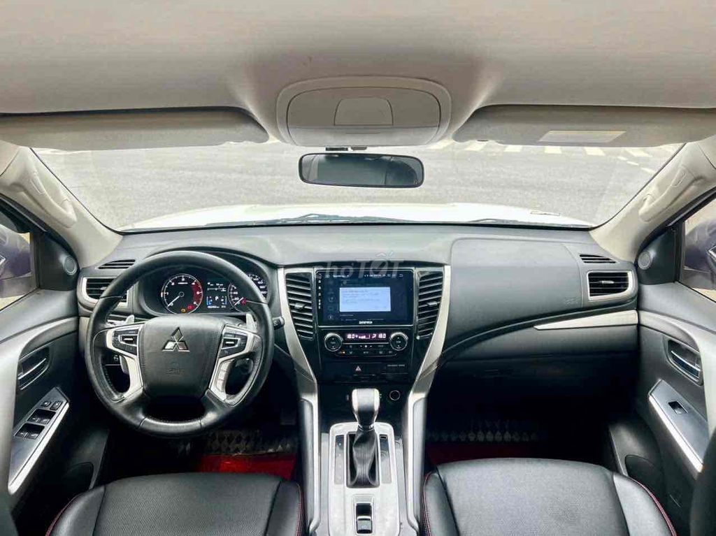 Mitsubishi Pajero Sport 2019 – SUV 7 chỗ máy dầu. Mua bán Ô tô tại Quận Cầu Giấy Hà Nội được đăng bởi Tuấn Hưng hình 12