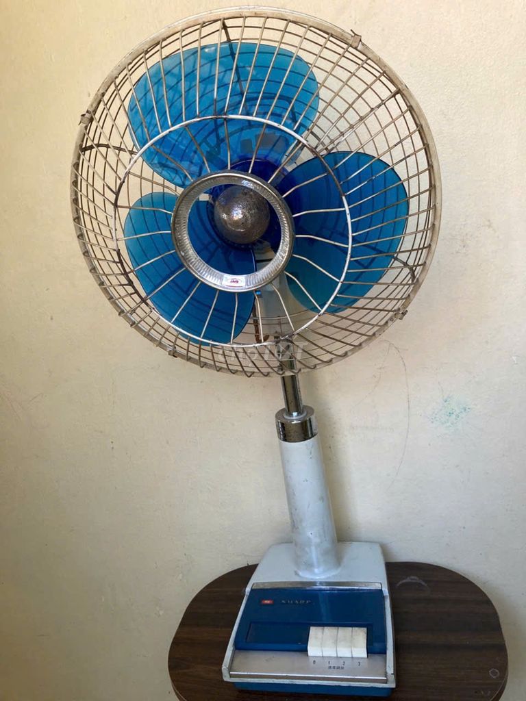 Quạt Nhật Sharp thân đế cổ bầu gang sắt .. Mua bán Quạt tại Thành phố Phú Quốc Kiên Giang được đăng bởi Japanese goods hình 1