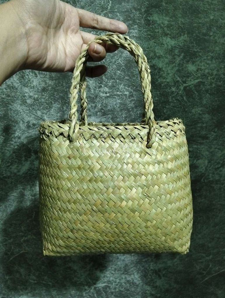 Túi xách Nữ từ cỏ Bàng 18x15 cm. Mua bán Túi xách tại Huyện Châu Thành Tiền Giang được đăng bởi Uyển My hình 1