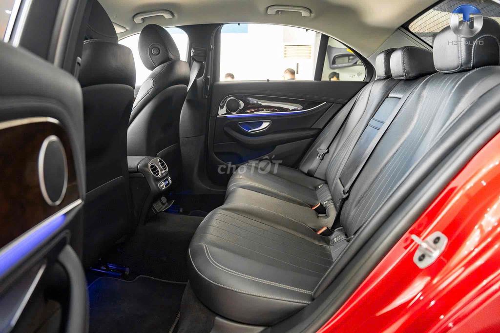 Mercedes Benz E200 Exclusive sx 2011  cực đẹp. Mua bán Ô tô tại Quận Long Biên Hà Nội được đăng bởi H3T Auto Việt Nam hình 10