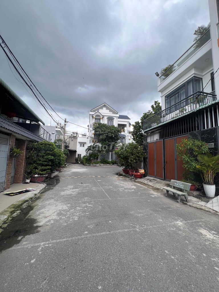 Cho Thuê Nguyên Căn Gần Ub Phường Thạnh Xuân 3pn -8 triệu