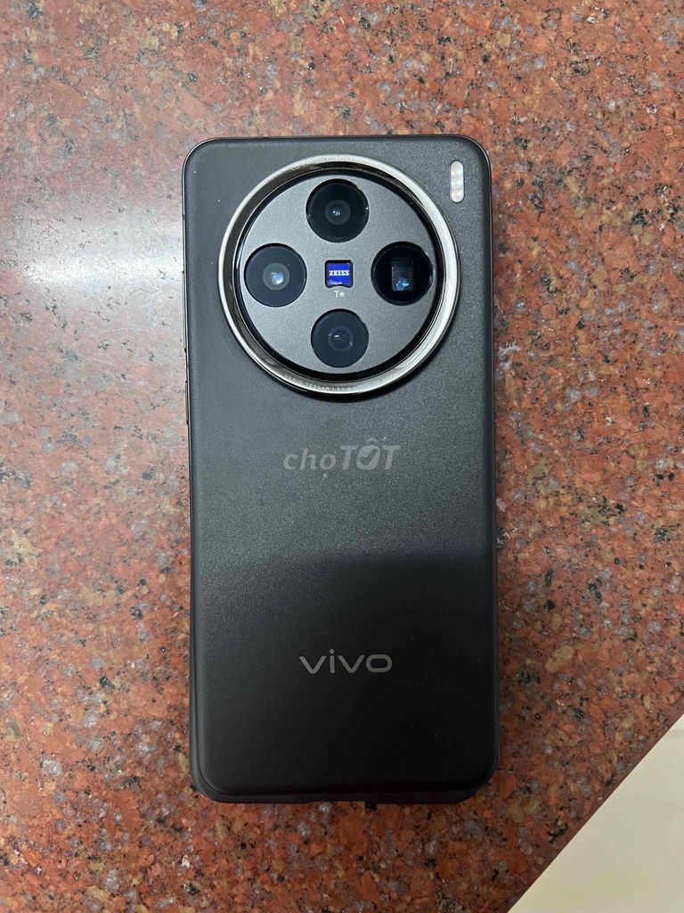 Vivo X200 Đen 12GB/256GB. Mua bán Điện thoại tại Thành phố Tân An Long An được đăng bởi L Trần hình 1