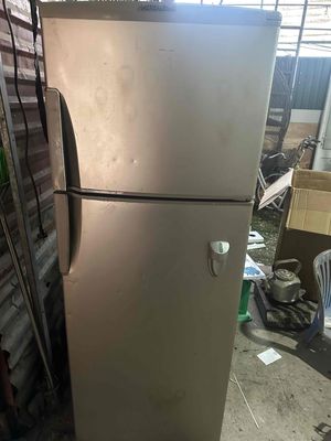 Tủ lạnh Hitachi 240l