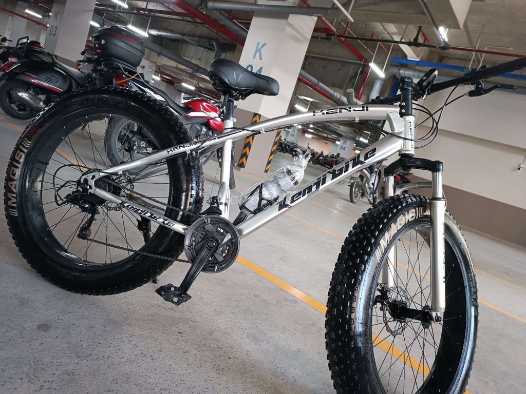 Xe bánh béo 26in KENJI BIKE mới 95,5%