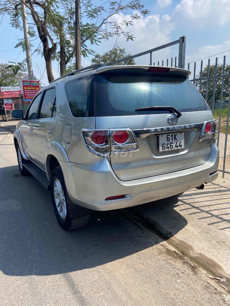 Toyota Fortuner 2013 - 88000 km. Mua bán Ô tô tại Thành phố Biên Hòa Đồng Nai được đăng bởi Tran phuc  hình 4