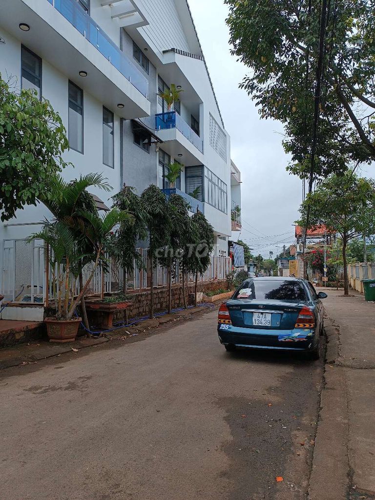 Daewoo Nubira 2021 - 99999 km. Mua bán Ô tô tại Thành phố Buôn Ma Thuột Đắk Lắk được đăng bởi Buôn Ma Thuột hình 5