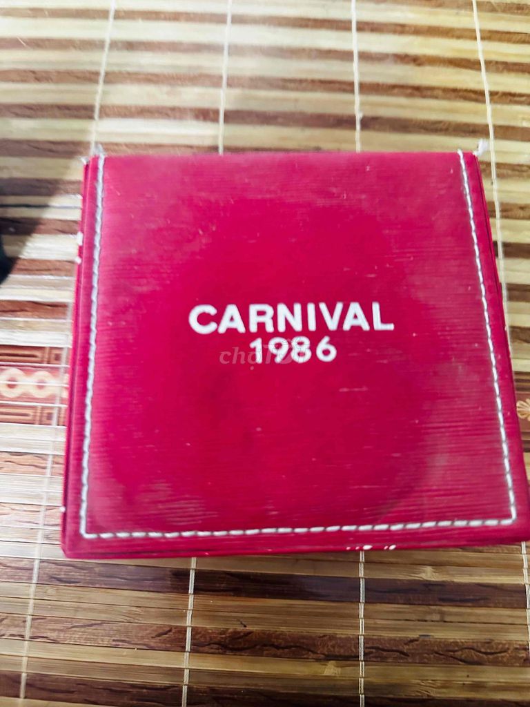 Đồng hồ Carnival 1986 Kim loại Bạc Vàng. Mua bán Đồng hồ tại Quận Thanh Xuân Hà Nội được đăng bởi Tuấn hình 1