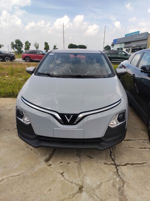 Vinfast VF5 2025 MÀU XÁM XI MĂNG SẴN XE HỒ SƠ. Mua bán Xe điện tại Huyện Thường Tín Hà Nội được đăng bởi Nguyễn Tín