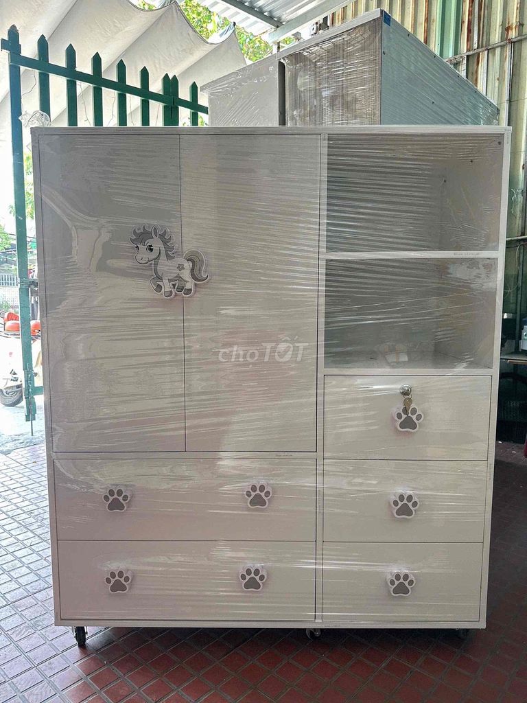 Tủ quần áo nhựa trẻ em trắng. Mua bán Tủ, kệ gia đình tại Quận Cẩm Lệ Đà Nẵng được đăng bởi Nhật Ni hình 1