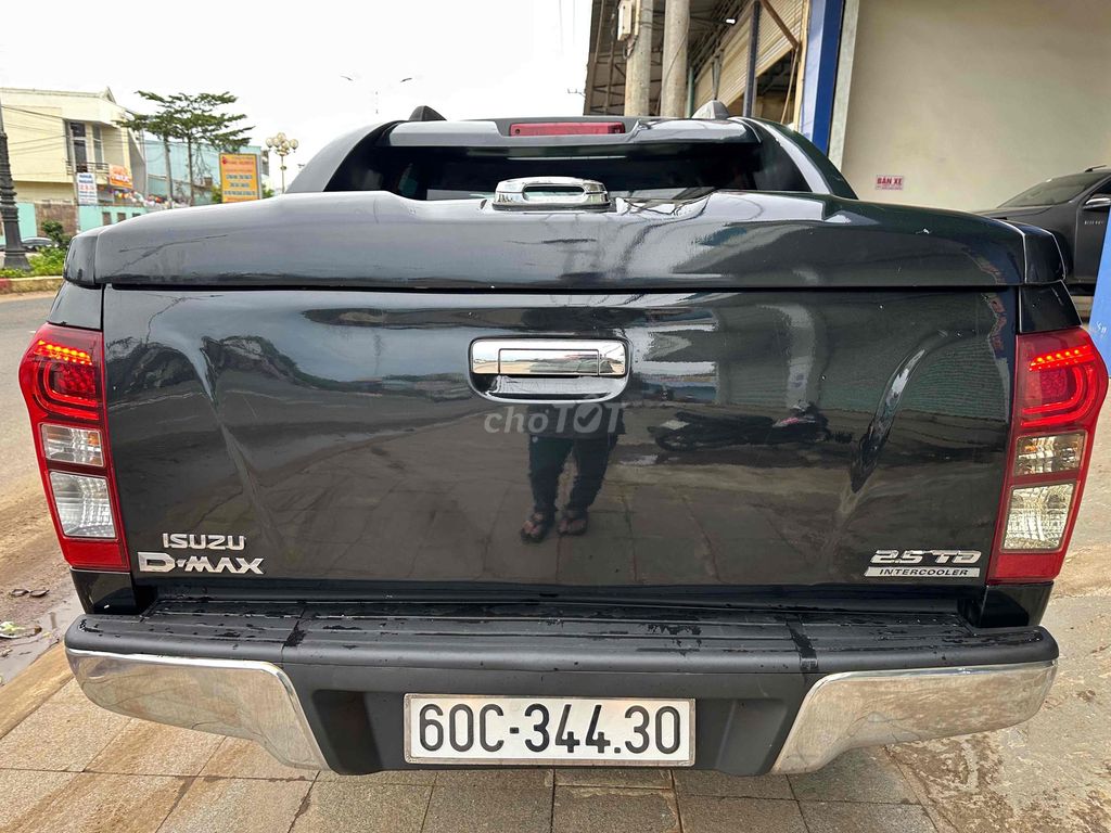ISUZU DMAX LS 2.5 AT 4x4 SX 2016 NHẬP KHẨU. Mua bán Ô tô tại Thành phố Pleiku Gia Lai được đăng bởi Đức hình 2