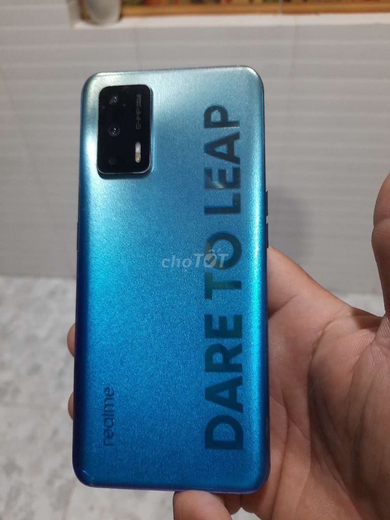 Realme Q3 Pro 8+6/128