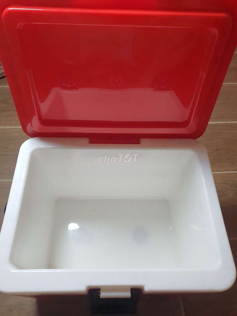 Thùng đá 8L nhựa Hiệp Thành mới 90%. Mua bán Dụng cụ nhà bếp tại Quận 10 Tp Hồ Chí Minh được đăng bởi Góc đồ cũ ít dùng hình 1