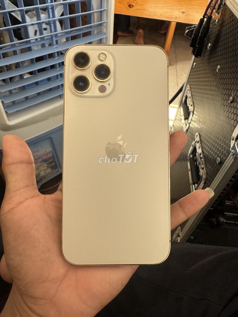 Apple iPhone 12 Pro Max Vàng Đã sử dụng. Mua bán Điện thoại tại Thành phố Buôn Ma Thuột Đắk Lắk được đăng bởi  Tuấn hình 1