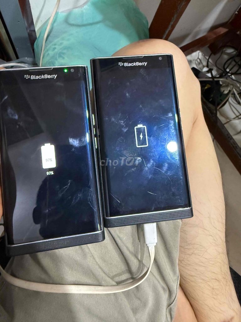 BlackBerry Priv Đen Đã qua sử dụng. Mua bán Điện thoại tại Quận Liên Chiểu Đà Nẵng được đăng bởi Trung Trần hình 1