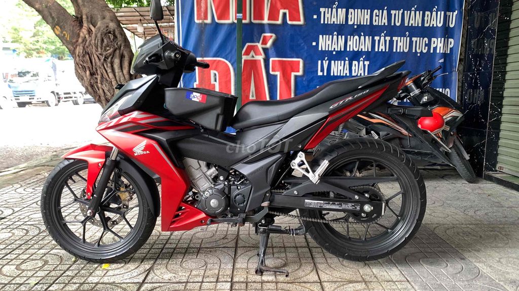 Honda Supra GTR 150 2020 красно-чёрный 21000 км