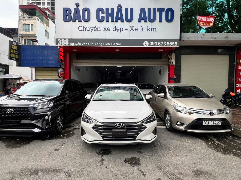 Hyundai Elantra 2021 2.0 AT - 50000 km