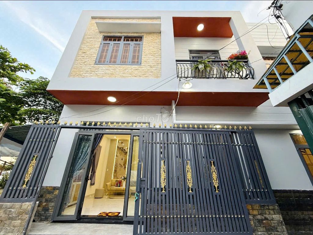 NHÀ ĐẸP LÊ ĐỨC THỌ P GÒ VẤP 67M HẺM XE HỞI ĐẬU CỬA HẺM THÔNG SỔ RIÊNG