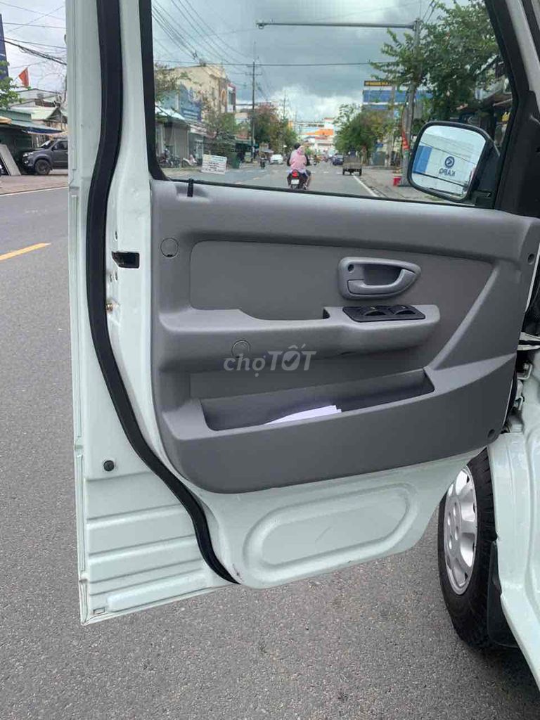 THACCO TOWNER 2023 BẢN ĐẶC BIỆT LƯỚT 6000KM. Mua bán Xe tải, xe ben tại Quận Cái Răng Cần Thơ được đăng bởi Khắc Thuần hình 8