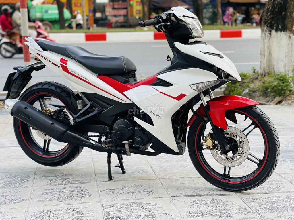 YAMAHA EXCITER 150 TRẮNG ĐỎ MÁY CỰC CHẤT. Mua bán Xe máy tại Quận Nam Từ Liêm Hà Nội được đăng bởi Trí Thành hình 2
