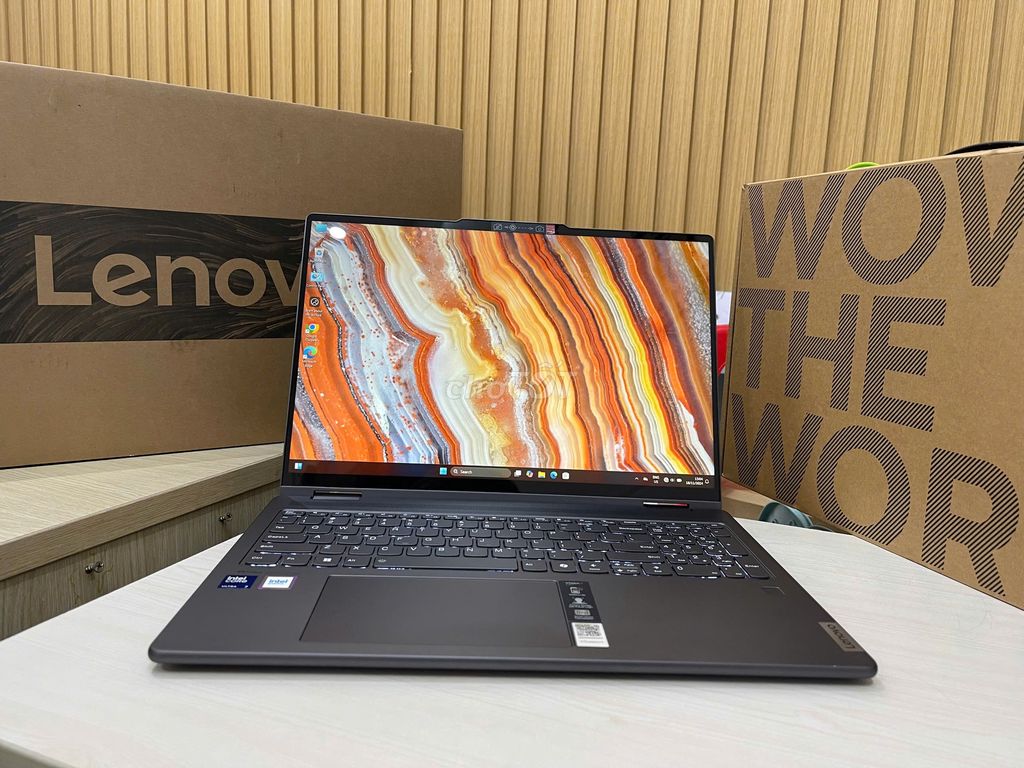 Lenovo Yoga 7i 2-in-1 16 (2024) Ultra 7 155U,Touch