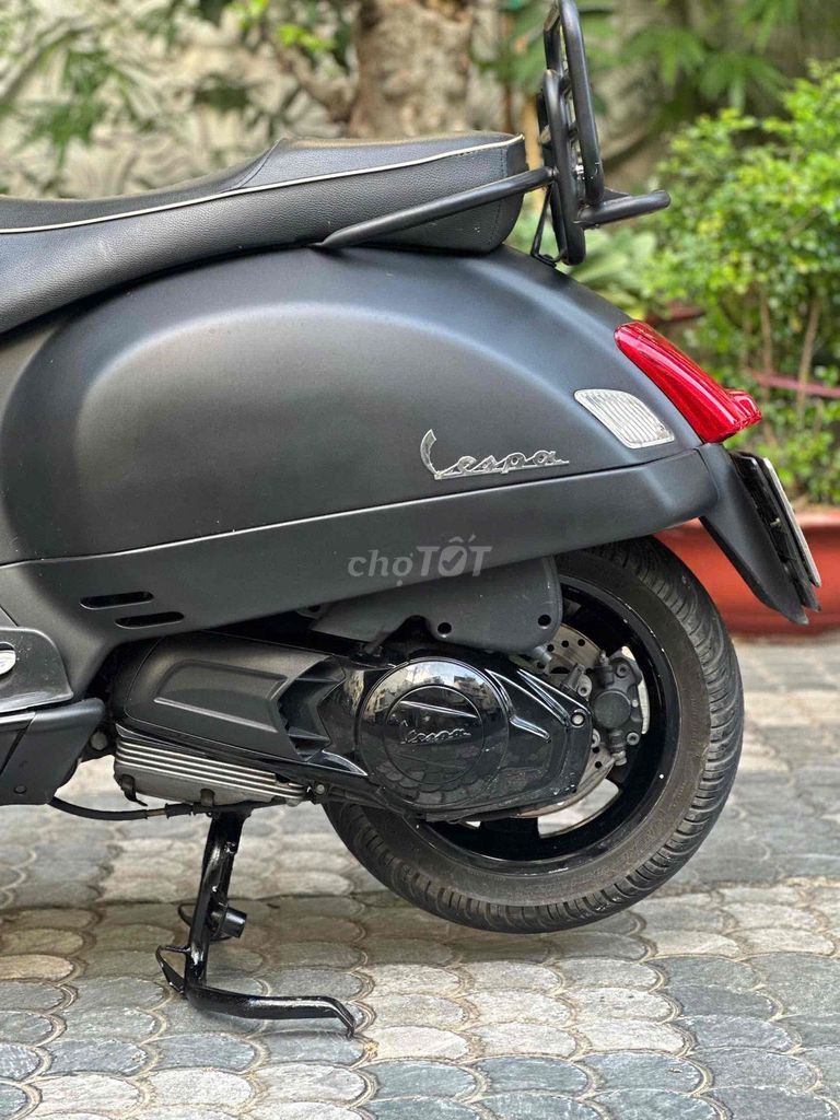 Xe Vespa GTS 125 đời 2013 BSTP chính chủ ký. Mua bán Xe máy tại Quận 10 Tp Hồ Chí Minh được đăng bởi Xe cũ đẹp giá rẻ hình 8