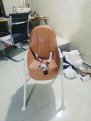 Thanh lý ghế ngồi ăn dặm cho bé. Mua bán Mẹ và bé tại Quận Cẩm Lệ Đà Nẵng được đăng bởi Đôi Mắt Màu Nắng