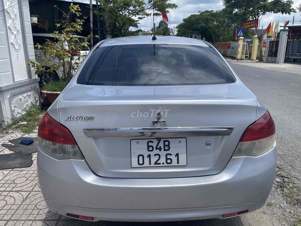 Mitsubishi Attrage 2018 1.2 MT bản đủ- 79000 km. Mua bán Ô tô tại Huyện Trà Ôn Vĩnh Long được đăng bởi Binh hình 3