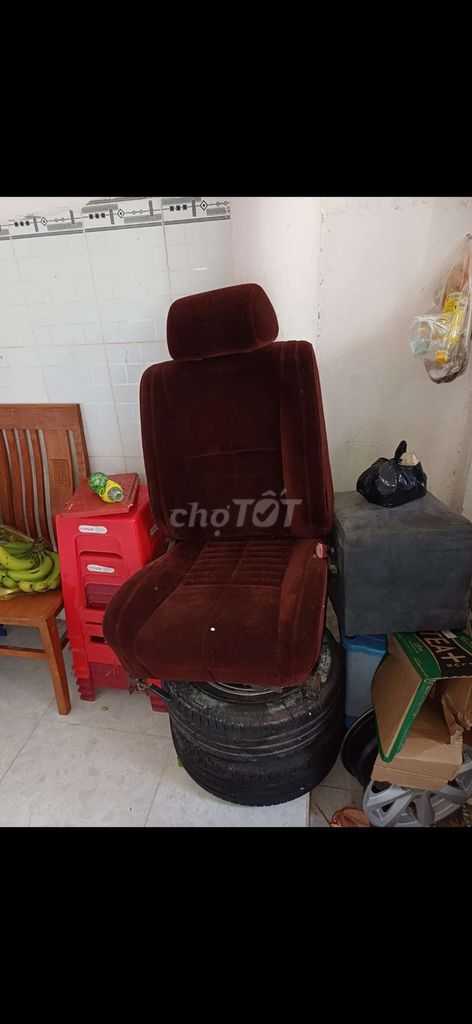 Ghế ô tô Toyota Camry Nỉ Đỏ đô. Mua bán Phụ tùng xe tại Huyện Củ Chi Tp Hồ Chí Minh được đăng bởi nguyen ho hình 4