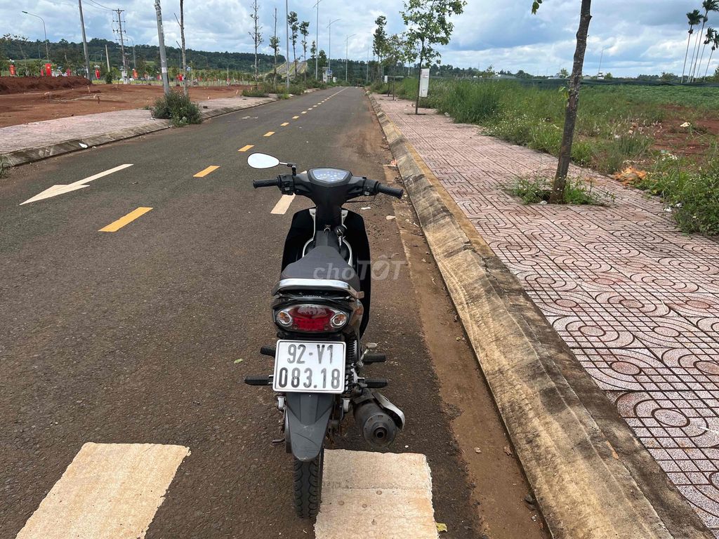 cần bán hoặc giao lưu bù trừ. Mua bán Xe máy tại Thành phố Buôn Ma Thuột Đắk Lắk được đăng bởi  tiến thành hình 3