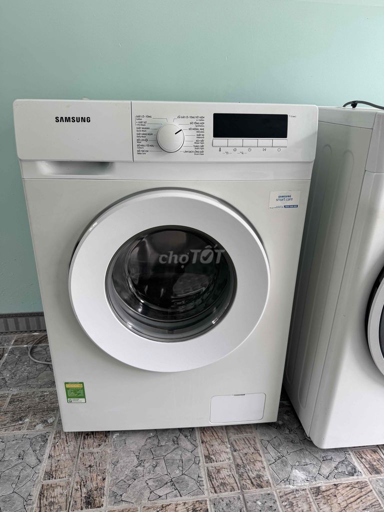 cần thanh lý máy giặt samsung 8kg inveter mới 90%