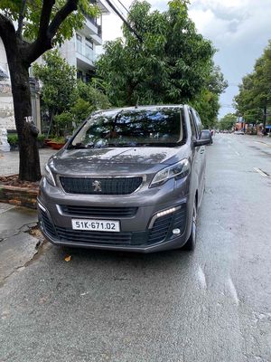 Peugeot Traveller 2019 Luxury - 83000 km. Mua bán Ô tô tại Quận 8 Tp Hồ Chí Minh được đăng bởi Son hình 1