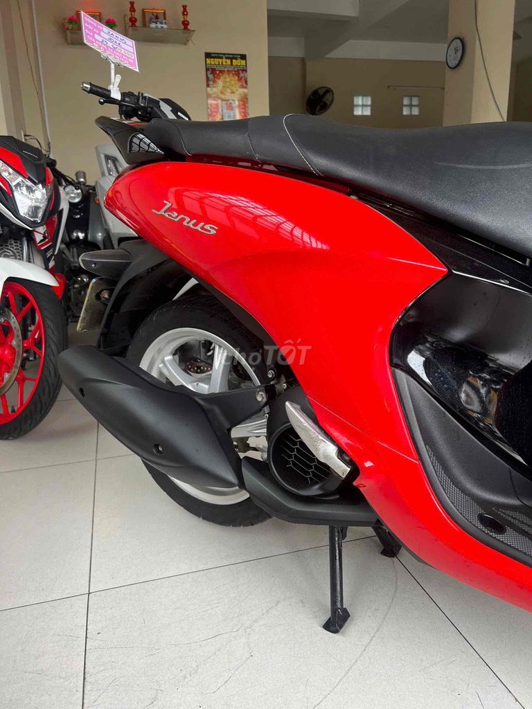 zanus 2022 . mẫu mới. máy zin im . áo đẹp ko trầy. Mua bán Xe máy tại Thành phố Rạch Giá Kiên Giang được đăng bởi XE MÁY ÚT BÉ  hình 4