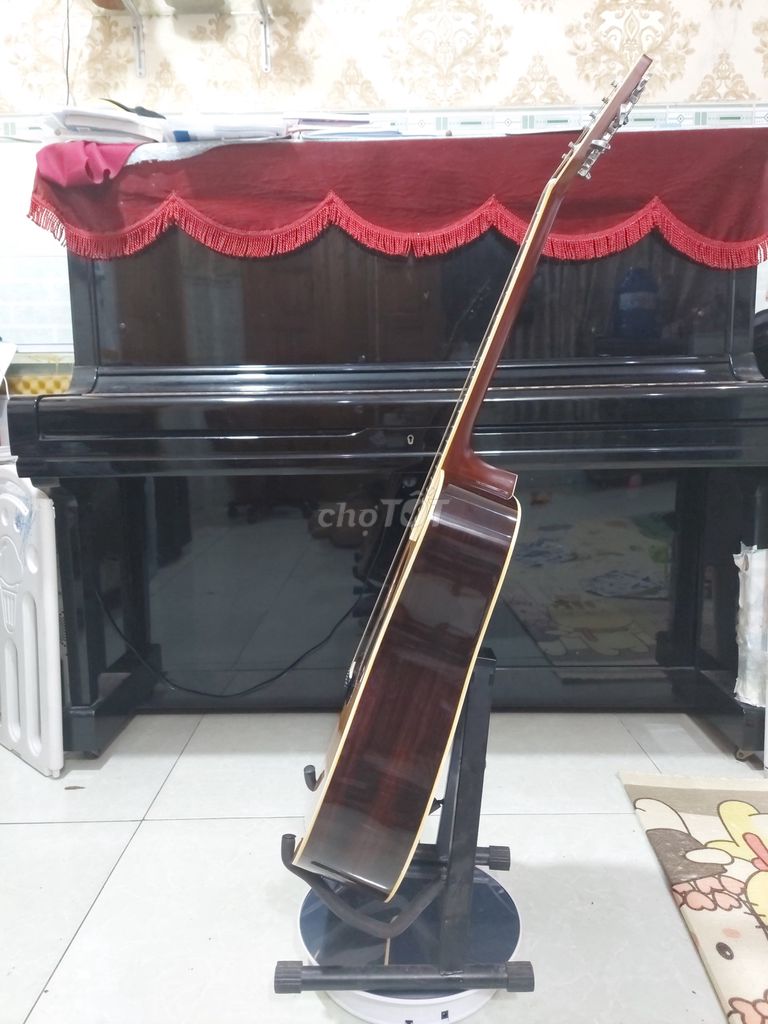 ĐÀN GUITAR ACOUSTIC MORIS W25(1)