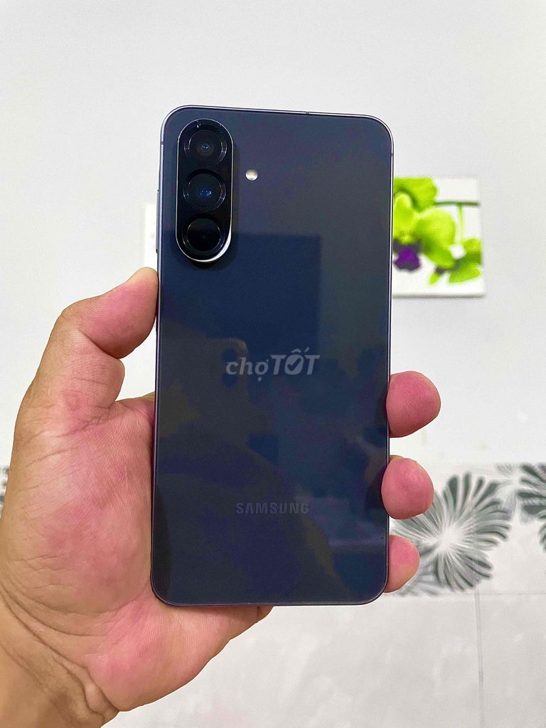 Samsung A56 5G 8GB/256GB Chính Hãng VN Zin Full CN. Mua bán Điện thoại tại Thành phố Thủ Dầu Một Bình Dương được đăng bởi Đăng Store hình 1