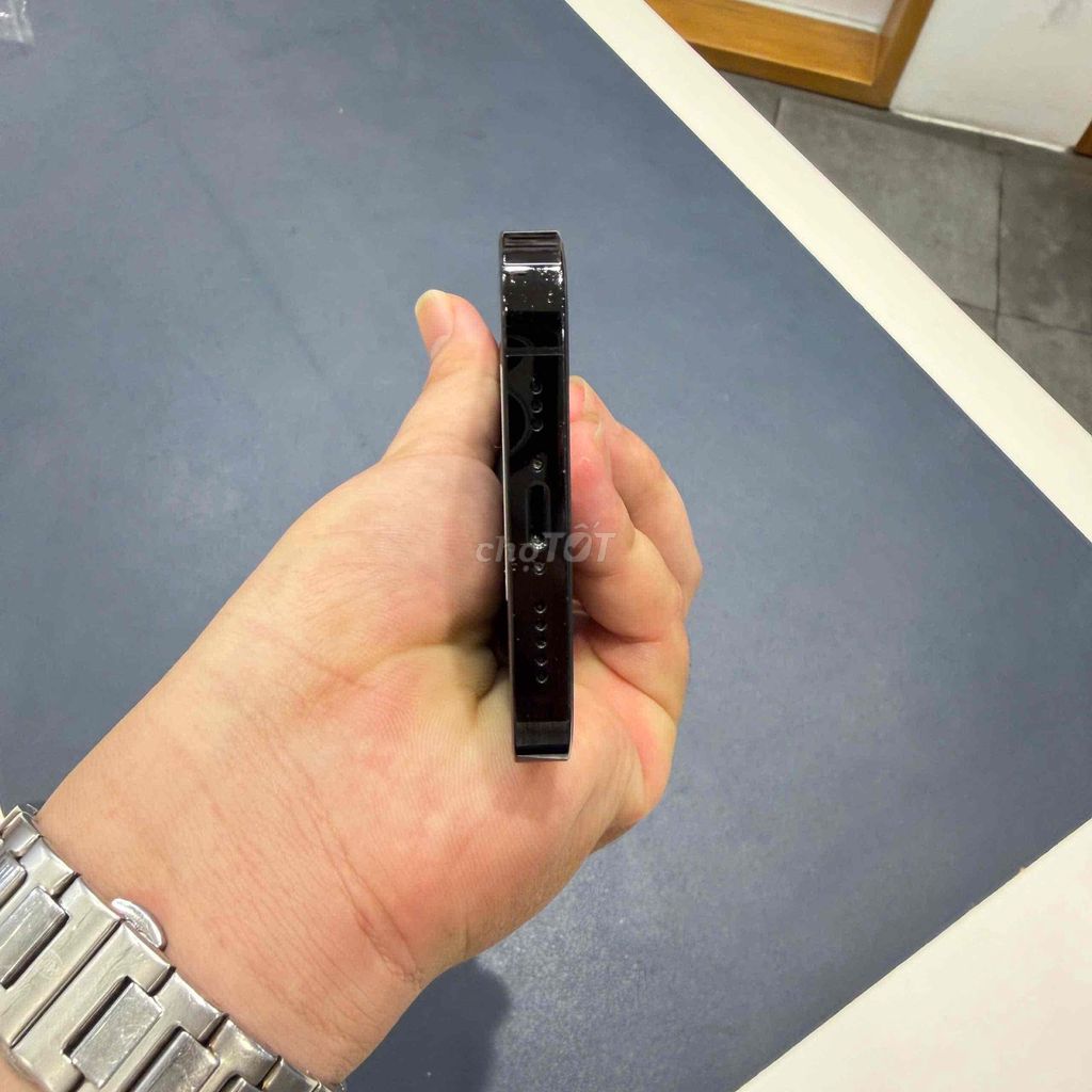 iPhone 14 Pro J/A 512GB Đen Like New. Mua bán Điện thoại tại Quận Ninh Kiều Cần Thơ được đăng bởi Minh Phát hình 1
