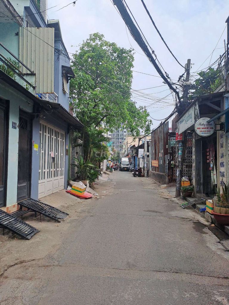 Ngang đẹp 5x18m, hẻm ôtô thông, Gò Dầu, Tân Phú.