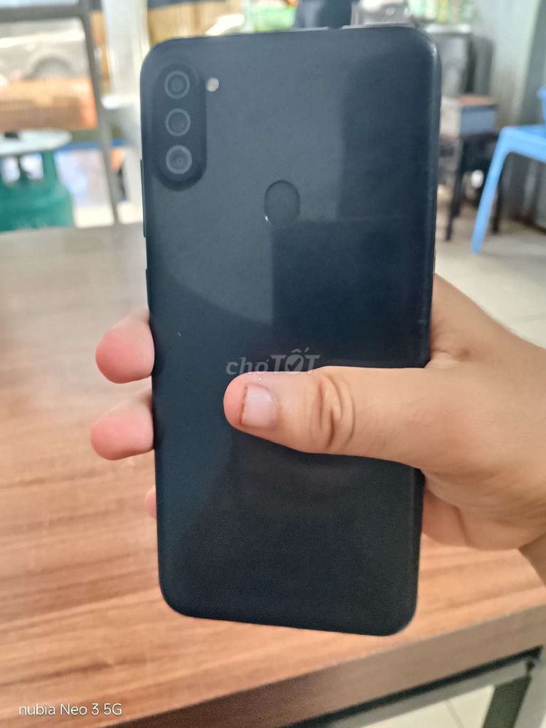 Samsung Galaxy A11 3GB/32GB Đen. Mua bán Điện thoại tại Quận Hà Đông Hà Nội được đăng bởi Phan Việt Anh hình 1