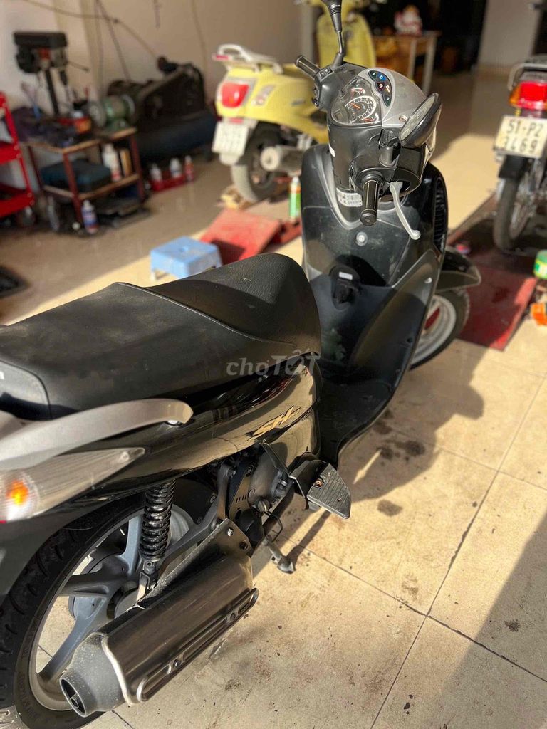 Bán xe tay ga như hình. Mua bán Xe máy tại Huyện Bình Chánh Tp Hồ Chí Minh được đăng bởi nguen phuc hình 1