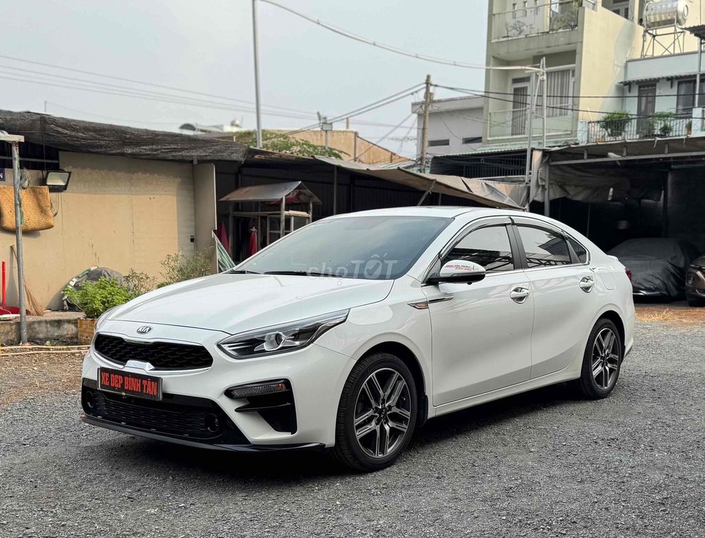 Kia Cerato 2021 2.0 AT PREMIUM - 28000 km. Mua bán Ô tô tại Quận Bình Tân Tp Hồ Chí Minh được đăng bởi Lê Hoàng Hải hình 3