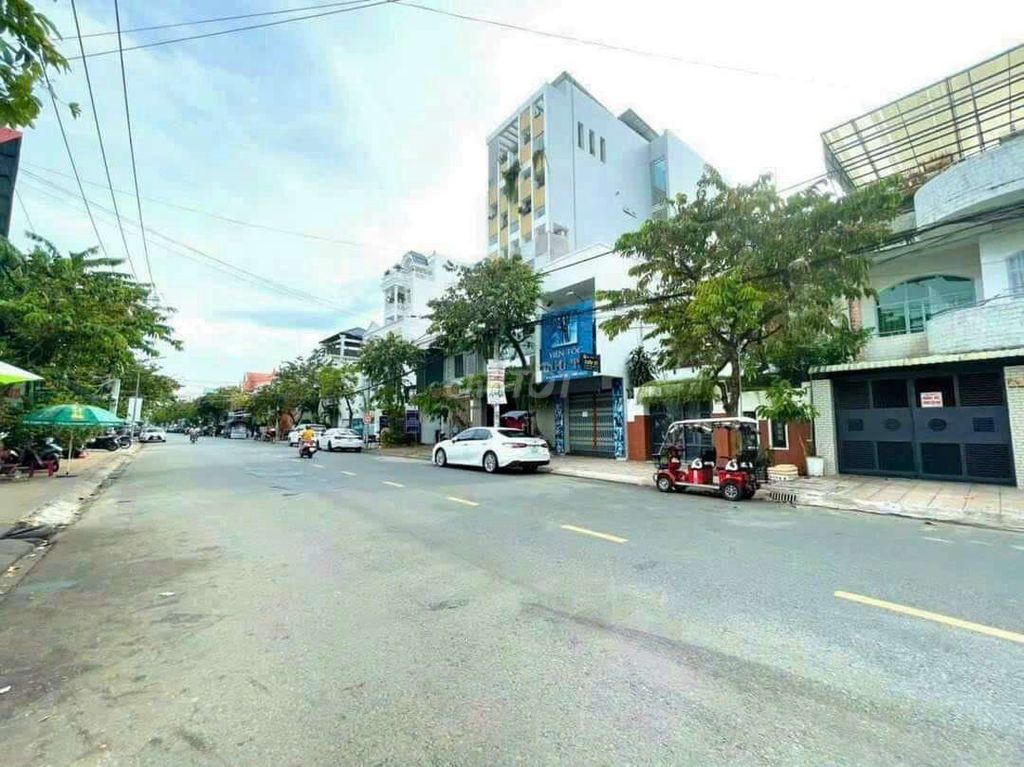 Chốt nhanh 18tỷ nhà vị trí đẹp mặt tiền đường Trần Ngọc Quế, Ninh Kiều