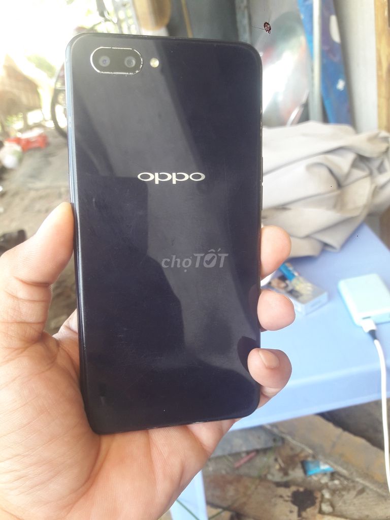 Oppo Đen Mặt kính vỡ. Mua bán Điện thoại tại Quận Bình Thạnh Tp Hồ Chí Minh được đăng bởi Tingambo hình 1
